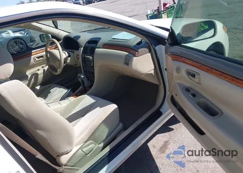 2002 Toyota Camry Solara Se из США, поврежденный, VIN 2T1CE22P52C007457